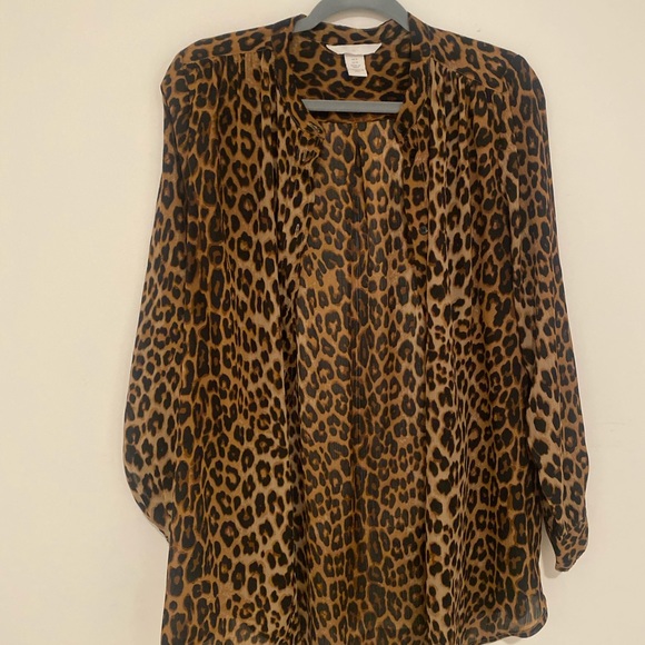 H&M cheetah print button down blouse - Picture 11 of 13